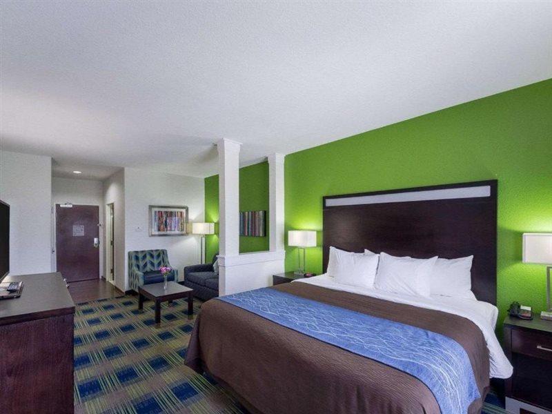 Comfort Inn & Suites Victoria North Esterno foto