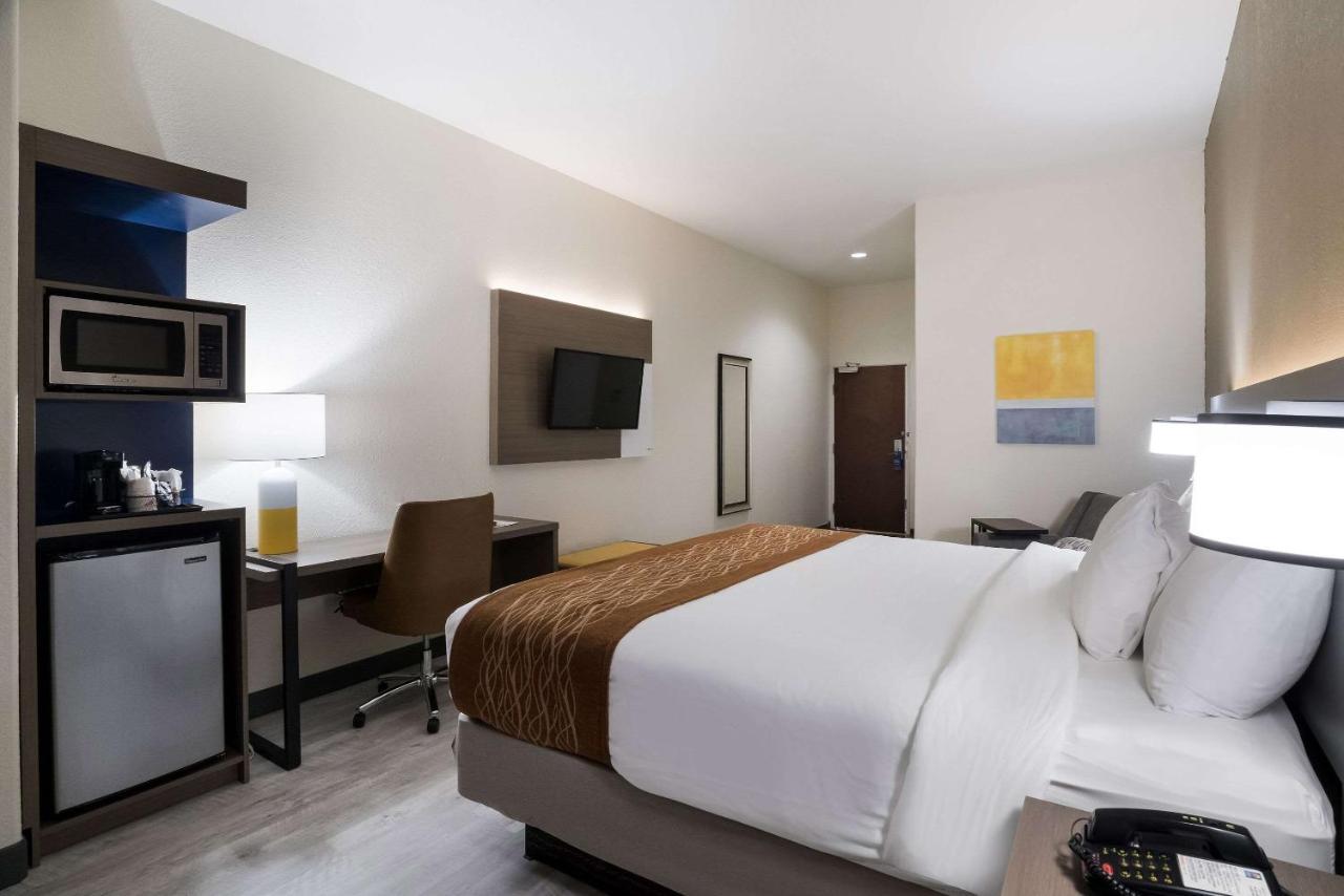 Comfort Inn & Suites Victoria North Esterno foto
